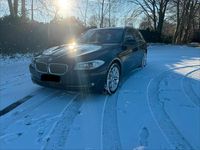 Gebraucht BMW 525 218 PS (160 kW) 2011 Blau Cabrio