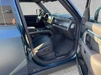 Neu Land Rover Defender 635 PS (467 kW) 2025 Sargasso blue SUV