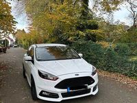 Gebraucht Ford Focus Sport 250 PS (183 kW) 2017 Weiß Limousine