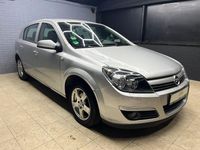 Gebraucht Opel Astra Edition 105 PS (77 kW) 2005 Silber Kleinwagen