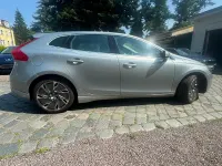 Gebraucht Volvo V40 Momentum 150 PS (110 kW) 2012 Silber Kleinwagen