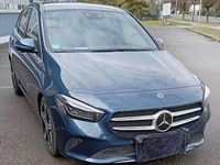 Gebraucht Mercedes B200 Progressive 150 PS (110 kW) 2019 Blau Van / Kleinbus