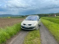 Brugt Renault Scénic II 150 HK (110 kW) 2007 Guld MPV