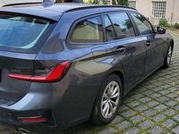 Gebraucht BMW 320 190 PS (139 kW) 2021 Grau Kombi