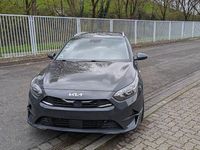 Gebraucht Kia Ceed 160 PS (117 kW) 2022 Schwarz Kleinwagen