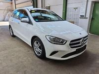 Gebraucht Mercedes B180 116 PS (85 kW) 2021 Weiß Van / Kleinbus