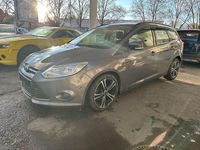 Gebraucht Ford Focus Titanium 116 PS (85 kW) 2012 Grau Kombi