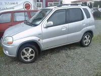 Usata Suzuki Ignis 85 CV (62 kW) 2003 Argento Utilitaria
