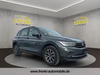 Gebraucht VW Tiguan Life 150 PS (110 kW) 2022 Grau SUV