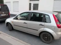 Gebraucht Ford Fiesta 70 PS (51 kW) 2005 Grau Kleinwagen