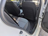 Gebraucht Hyundai i20 Classic 75 PS (55 kW) 2016 Weiß Kleinwagen