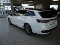 Gebraucht VW Passat R-line 150 PS (110 kW) 2024 Andere farbe Kombi