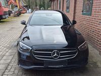 Gebraucht Mercedes E220 Avantgarde 194 PS (142 kW) 2021 Schwarz Limousine