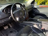 Gebraucht Mercedes ML320 224 PS (164 kW) 2006 Silber SUV