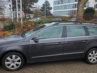 Gebraucht VW Passat Comfortline 122 PS (89 kW) 2008 Braun Kombi