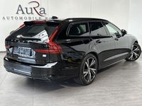 Gebraucht Volvo V90 Plus 398 PS (292 kW) 2023 Black solid stone Kombi