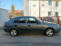 Second-hand Hyundai Accent 85 CP (62 kW) 2004 Gri Break