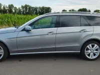 Usado Mercedes E220 170 CV (125 kW) 2011 Gris Familiar