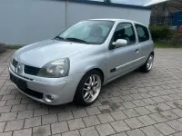 Gebraucht Renault Clio 80 PS (58 kW) 2004 Silber Kleinwagen