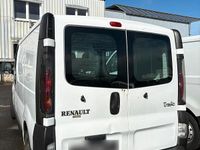 Gebraucht Renault Traffic 81 PS (59 kW) 2006 Weiß Van / Kleinbus