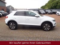 Gebraucht VW T-Roc Move 150 PS (110 kW) 2023 Pure white (metallic) SUV