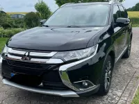 Gebraucht Mitsubishi Outlander Plus 150 PS (110 kW) 2015 Schwarz SUV