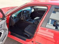Gebraucht BMW 318 118 PS (86 kW) 2000 Rot Limousine