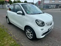 Usata Smart ForFour 71 CV (52 kW) 2015 Bianco Utilitaria