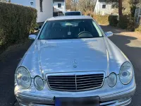 Gebraucht Mercedes E320 Avantgarde 224 PS (164 kW) 2004 Silber Limousine