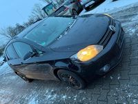 Gebraucht VW Golf VI Team 105 PS (77 kW) 2010 Schwarz Kleinwagen