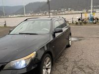 Gebraucht BMW 525 M Sport 197 PS (144 kW) 2009 Schwarz Kombi
