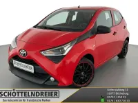 Gebraucht Toyota Aygo 72 PS (52 kW) 2020 Rot Kleinwagen