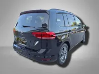 Neu VW Touran Edition 150 PS (110 kW) 2026 Grenadillschwarz metallic Van / Kleinbus