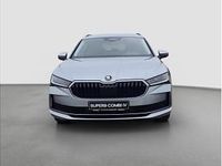 Neu Skoda Superb Selection 204 PS (150 kW) 2025 Silber Kombi