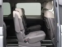 Gebraucht VW Multivan Style 150 PS (110 kW) 2025 Schwarz Van / Kleinbus