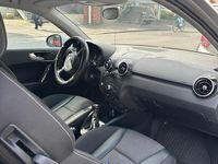 Gebraucht Audi A1 82 PS (60 kW) 2012 Blau Kleinwagen