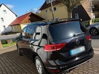 Gebraucht VW Touran 150 PS (110 kW) 2022 Schwarz Van / Kleinbus