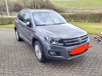 Gebraucht VW Tiguan Cup 140 PS (102 kW) 2015 Grau SUV