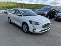 Używany Ford Focus Cool & Connect 95 KM (69 kW) 2019 Biały Kombi