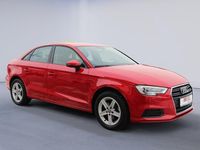 Gebraucht Audi A3 Sport 116 PS (85 kW) 2017 Rot Limousine