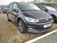 Gebraucht VW Touran Highline 150 PS (110 kW) 2022 Deep black perleffekt Van / Kleinbus