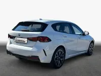 Gebraucht BMW 120 Sport Line 156 PS (114 kW) 2024 Weiß Kleinwagen