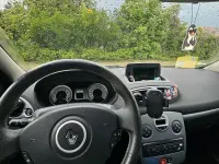 Używany Renault Clio II 128 KM (94 kW) 2010 Srebrny Hatchback