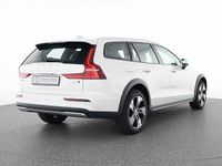 Gebraucht Volvo V60 CC 145 PS (106 kW) 2023 Kombi