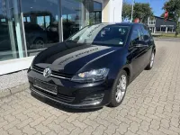 Gebraucht VW Golf VII Highline 125 PS (91 kW) 2016 Deep black perleffekt (metallic) Limousine