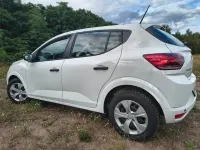 Gebraucht Dacia Sandero Essentiel 101 PS (74 kW) 2025 Weiß Limousine