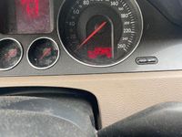 Gebraucht VW Passat Highline 140 PS (102 kW) 2005 Schwarz Kombi
