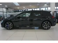 Gebraucht VW Golf VIII R 333 PS (244 kW) 2023 Schwarz Limousine