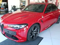Gebraucht Alfa Romeo Giulia Quadrifoglio 519 PS (381 kW) 2024 Rot Limousine