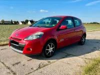 Gebraucht Renault Clio 75 PS (55 kW) 2010 Rot Kleinwagen